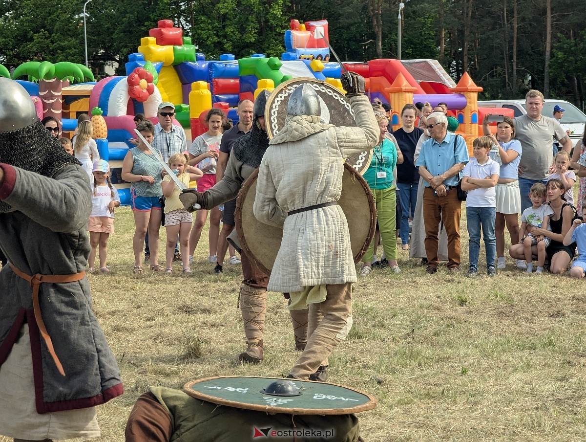 Piknik historyczny na osiedlu Centrum [01.06.2025] - zdjęcie #191 - eOstroleka.pl