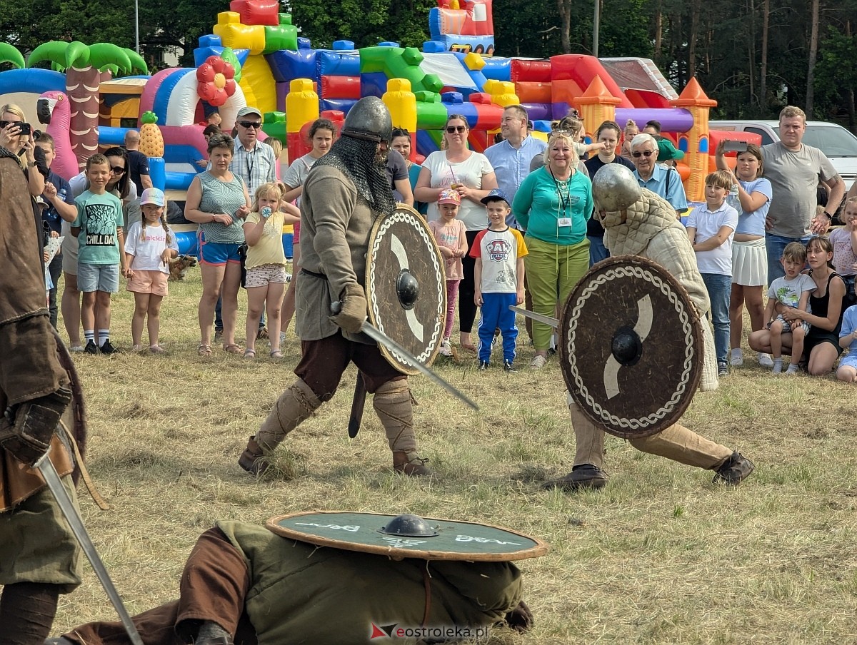 Piknik historyczny na osiedlu Centrum [01.06.2025] - zdjęcie #189 - eOstroleka.pl