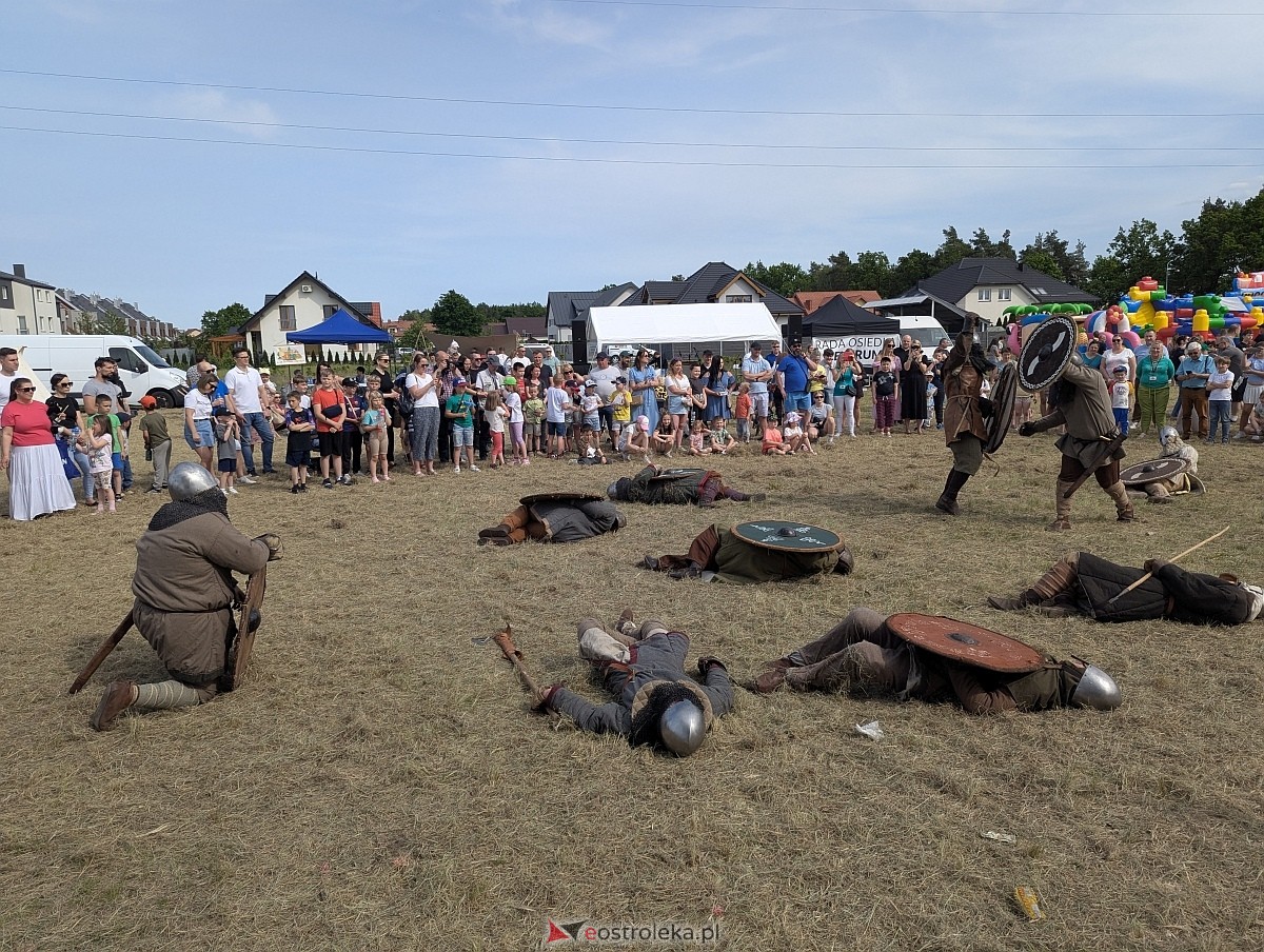 Piknik historyczny na osiedlu Centrum [01.06.2025] - zdjęcie #186 - eOstroleka.pl