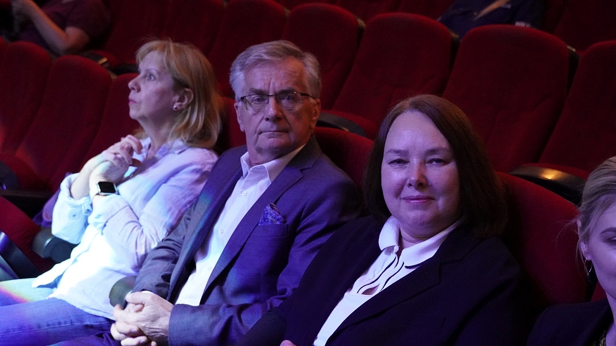 Zakończenie roku akademickiego 2024/25 w Ostrołęckim Uniwersytecie Trzeciego Wieku [02.06.2025] - zdjęcie #77 - eOstroleka.pl