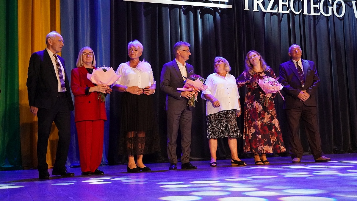 Zakończenie roku akademickiego 2024/25 w Ostrołęckim Uniwersytecie Trzeciego Wieku [02.06.2025] - zdjęcie #22 - eOstroleka.pl