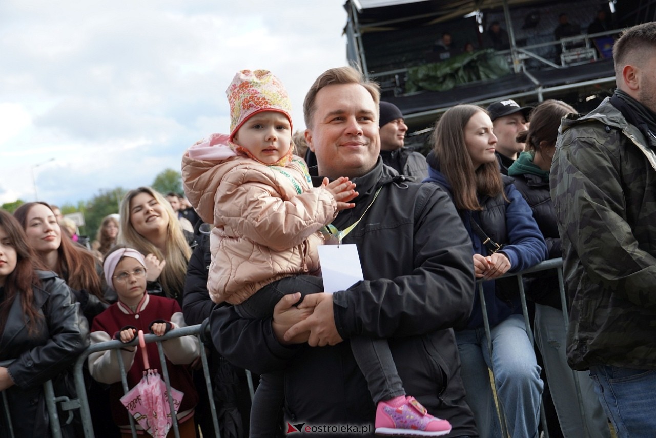 Dni Ostrołęki 2025: Dominik Dudek, Sarius i Pawbeats, Dawid Kwiatkowski [17.05.2025] - zdjęcie #164 - eOstroleka.pl