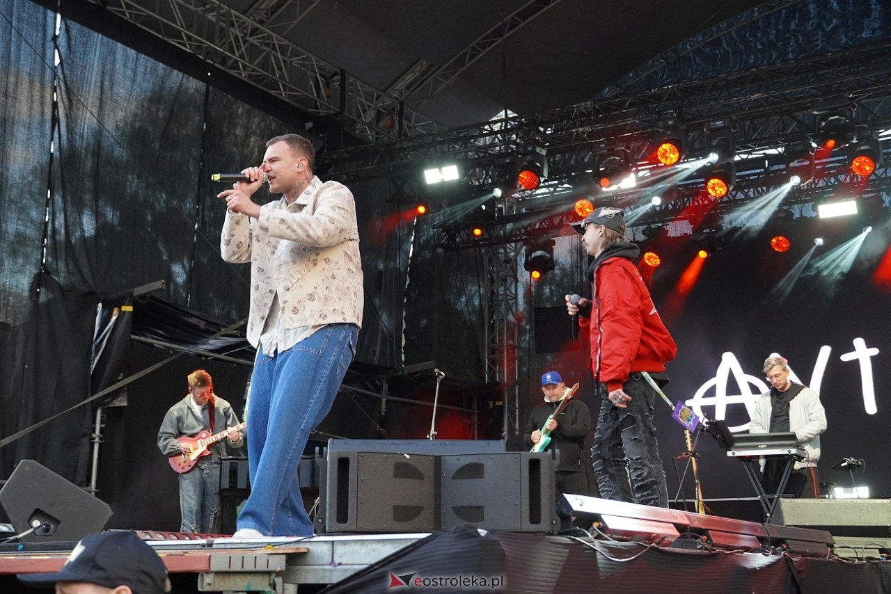 Dni Ostrołęki 2025: Dominik Dudek, Sarius i Pawbeats, Dawid Kwiatkowski [17.05.2025] - zdjęcie #149 - eOstroleka.pl