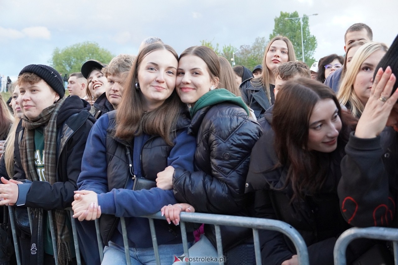 Dni Ostrołęki 2025: Dominik Dudek, Sarius i Pawbeats, Dawid Kwiatkowski [17.05.2025] - zdjęcie #127 - eOstroleka.pl
