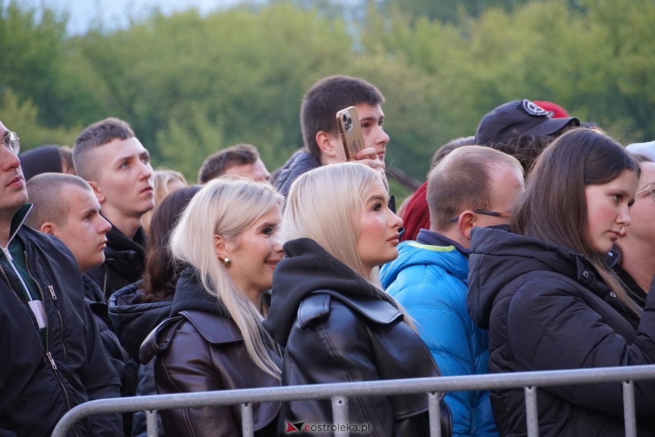 Dni Ostrołęki 2025: Dominik Dudek, Sarius i Pawbeats, Dawid Kwiatkowski [17.05.2025] - zdjęcie #106 - eOstroleka.pl