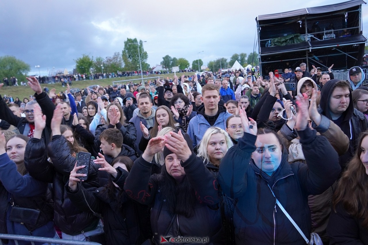 Dni Ostrołęki 2025: Dominik Dudek, Sarius i Pawbeats, Dawid Kwiatkowski [17.05.2025] - zdjęcie #113 - eOstroleka.pl