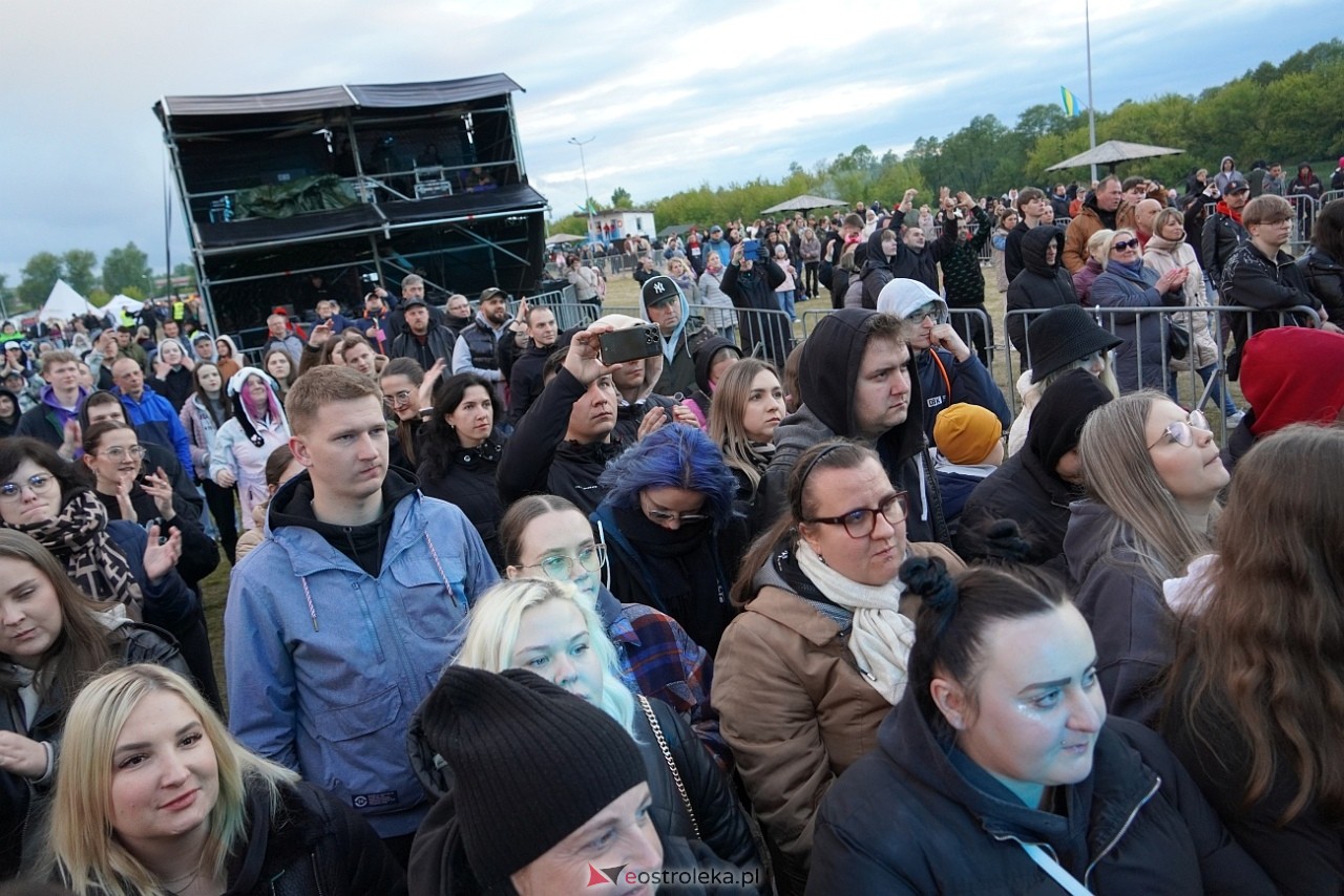 Dni Ostrołęki 2025: Dominik Dudek, Sarius i Pawbeats, Dawid Kwiatkowski [17.05.2025] - zdjęcie #107 - eOstroleka.pl
