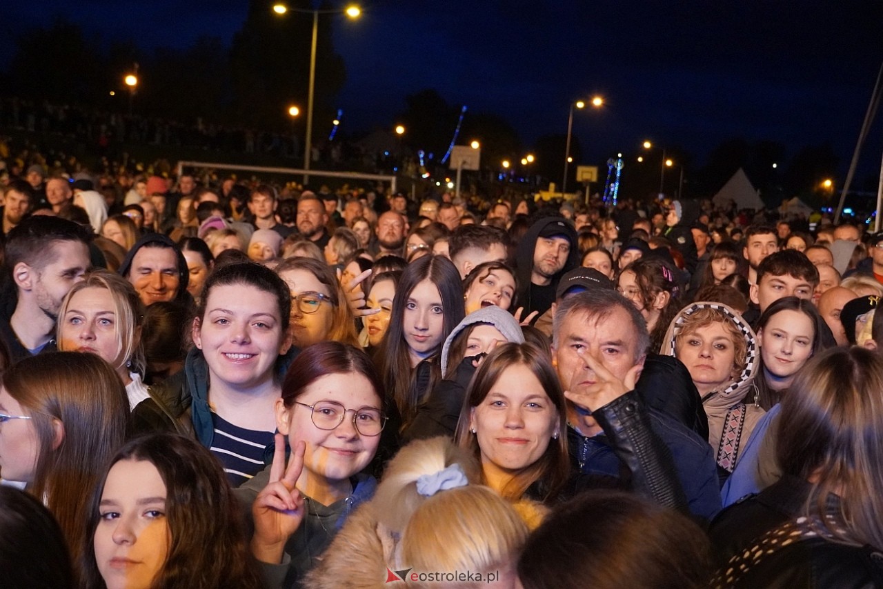 Dni Ostrołęki 2025: Dominik Dudek, Sarius i Pawbeats, Dawid Kwiatkowski [17.05.2025] - zdjęcie #77 - eOstroleka.pl