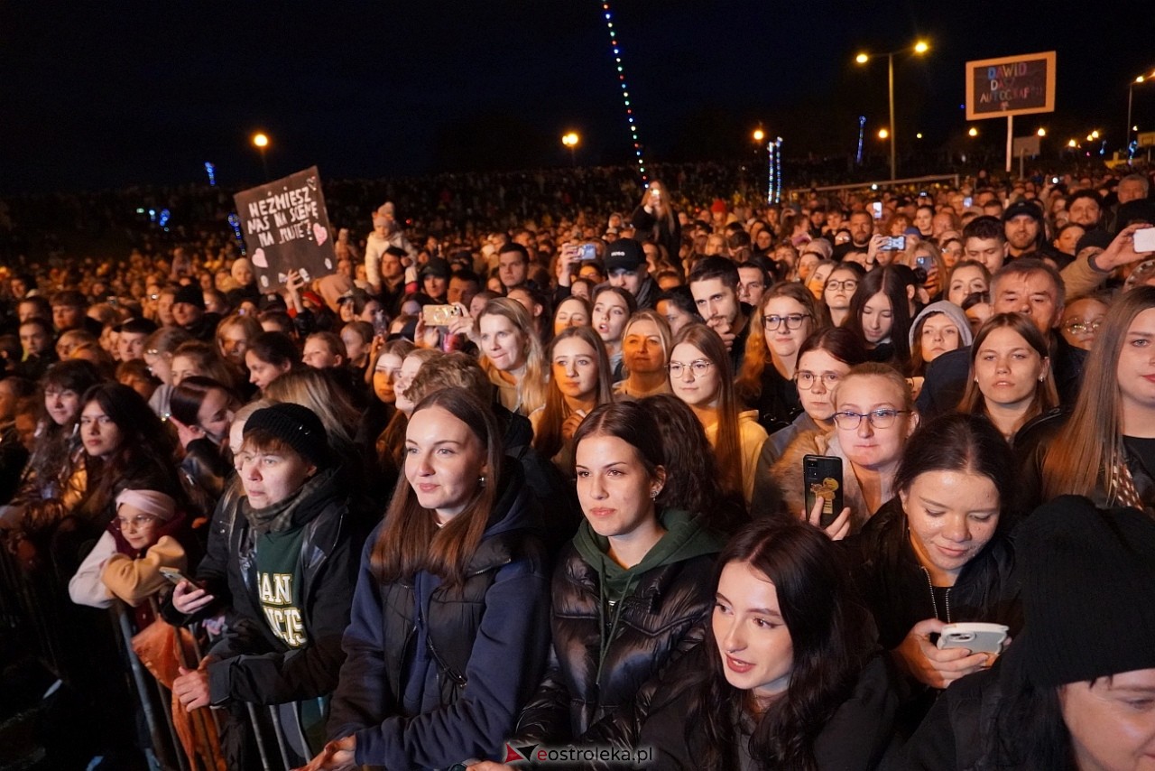 Dni Ostrołęki 2025: Dominik Dudek, Sarius i Pawbeats, Dawid Kwiatkowski [17.05.2025] - zdjęcie #11 - eOstroleka.pl
