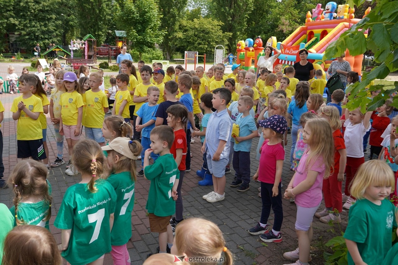 Rodzinny Dzień Dziecka w Przedszkolu Miejskim nr 7 [3.06.2025] - zdjęcie #35 - eOstroleka.pl