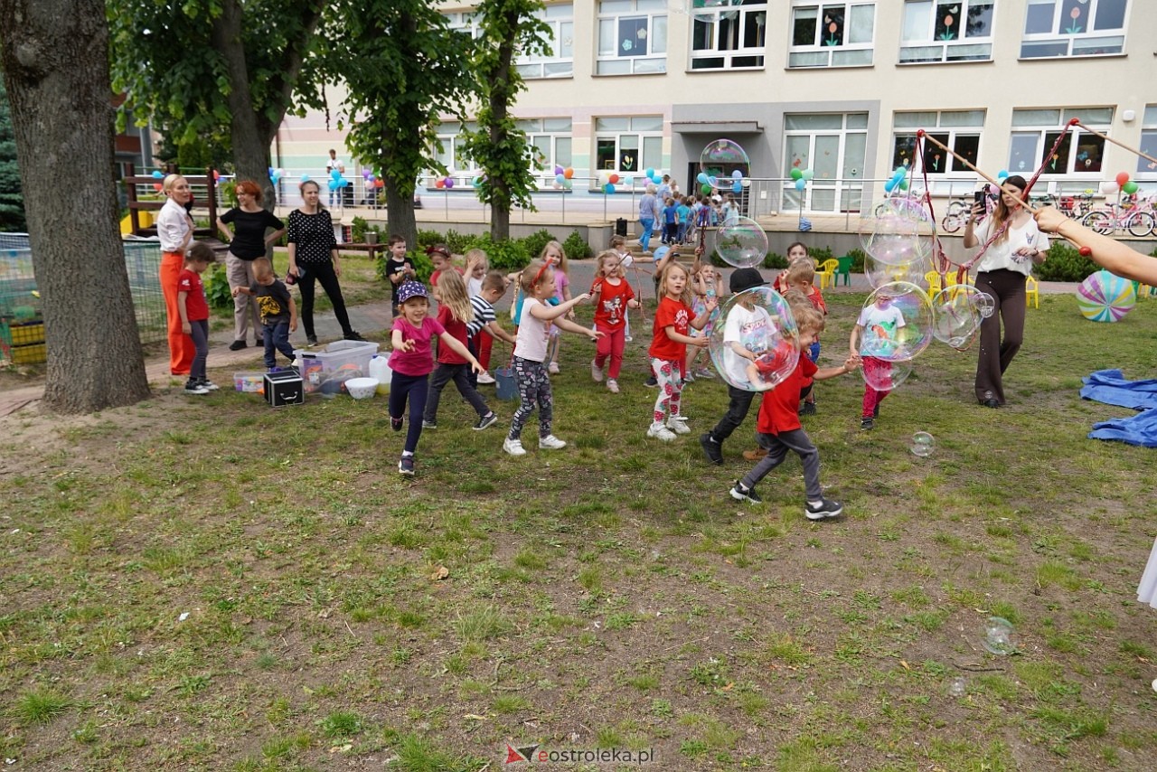 Rodzinny Dzień Dziecka w Przedszkolu Miejskim nr 7 [3.06.2025] - zdjęcie #27 - eOstroleka.pl
