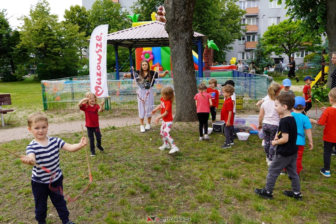 Rodzinny Dzień Dziecka w Przedszkolu Miejskim nr 7 [3.06.2025] - zdjęcie #24 - eOstroleka.pl