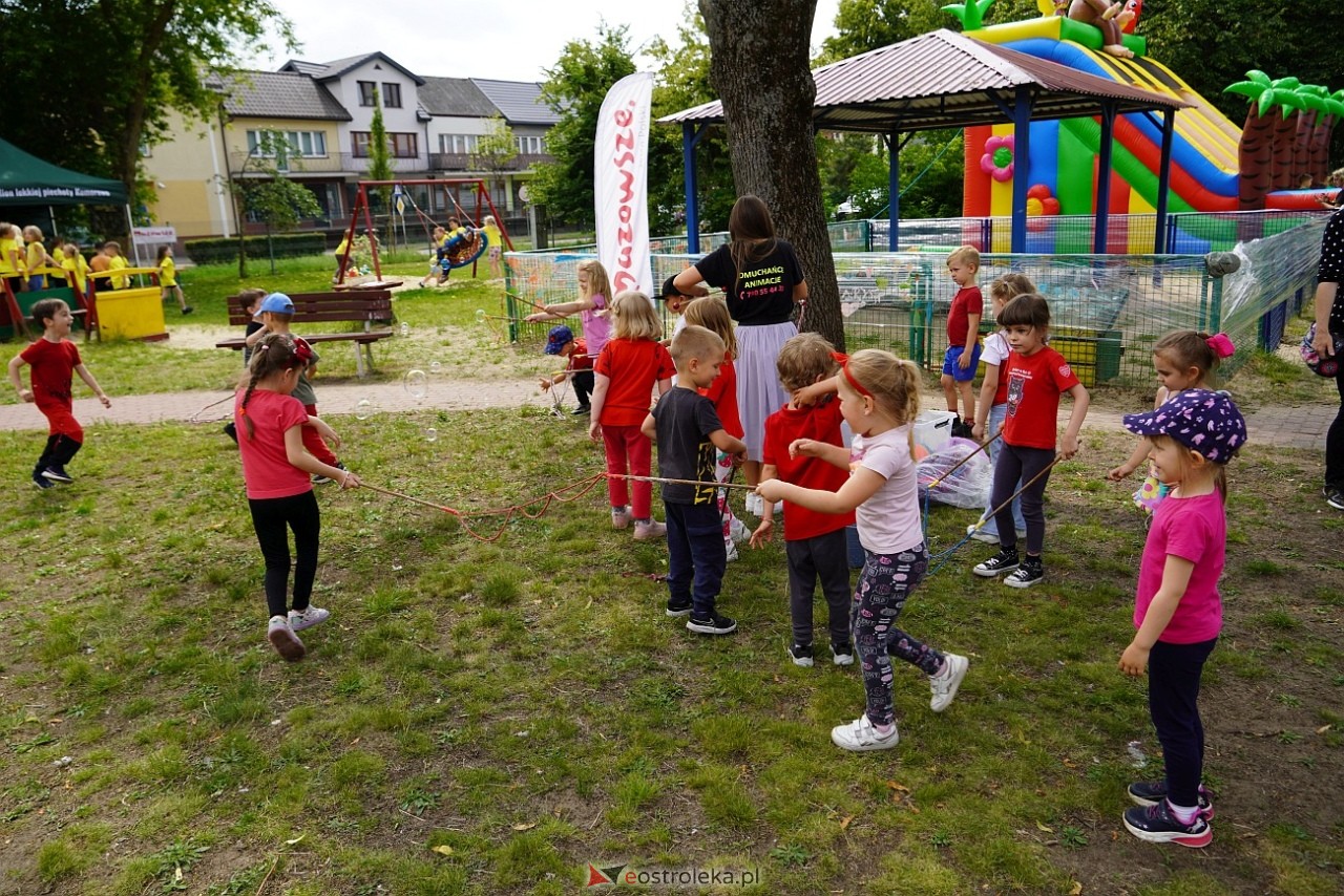 Rodzinny Dzień Dziecka w Przedszkolu Miejskim nr 7 [3.06.2025] - zdjęcie #19 - eOstroleka.pl
