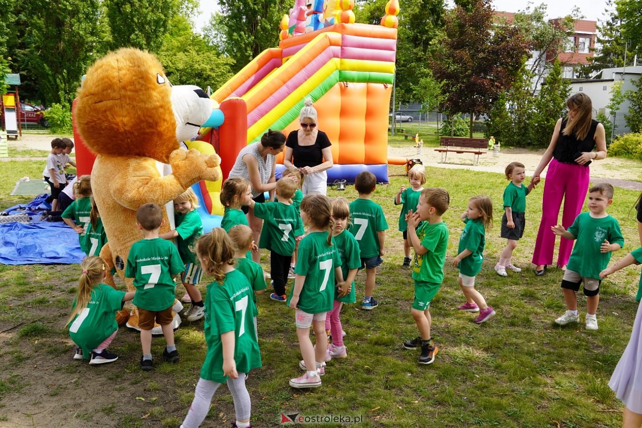 Rodzinny Dzień Dziecka w Przedszkolu Miejskim nr 7 [3.06.2025] - zdjęcie #6 - eOstroleka.pl