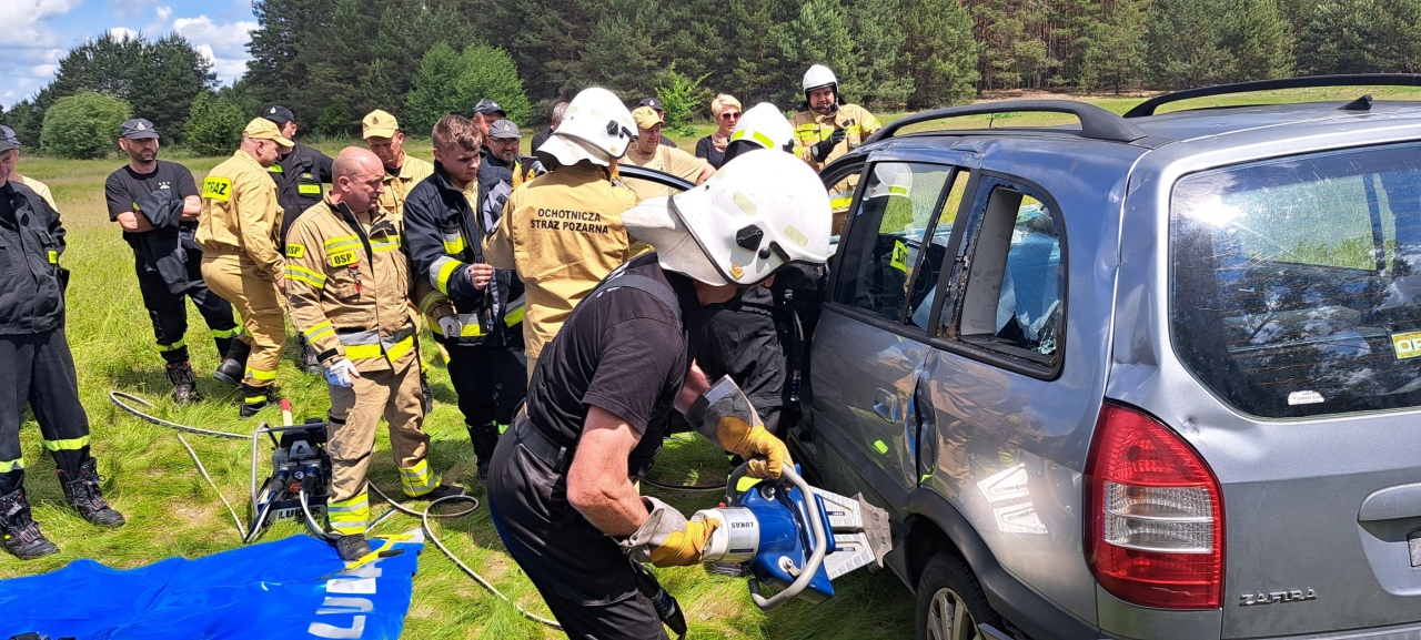 Ćwiczenia OSP w Kuninie [31.05.2025] - zdjęcie #13 - eOstroleka.pl