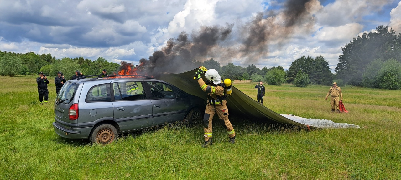 Ćwiczenia OSP w Kuninie [31.05.2025] - zdjęcie #9 - eOstroleka.pl