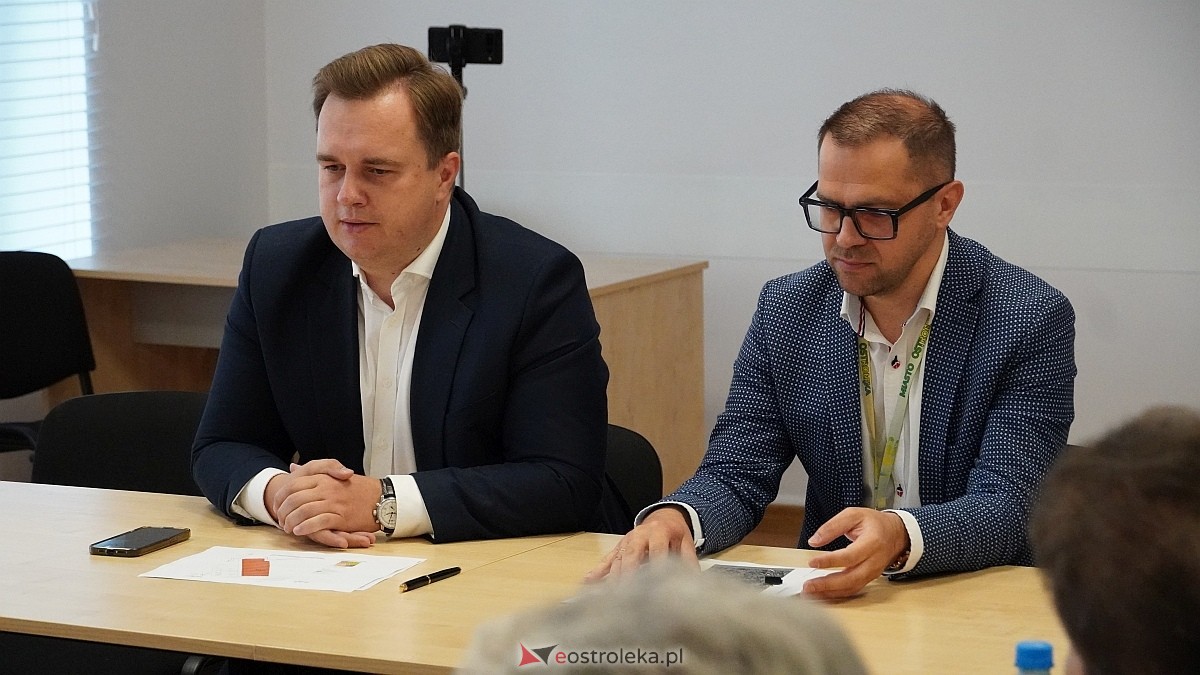 Kolejna runda negocjacji ws. budowy bloku komunalnego na osiedlu Wojciechowice [04.06.2025] - zdjęcie #26 - eOstroleka.pl