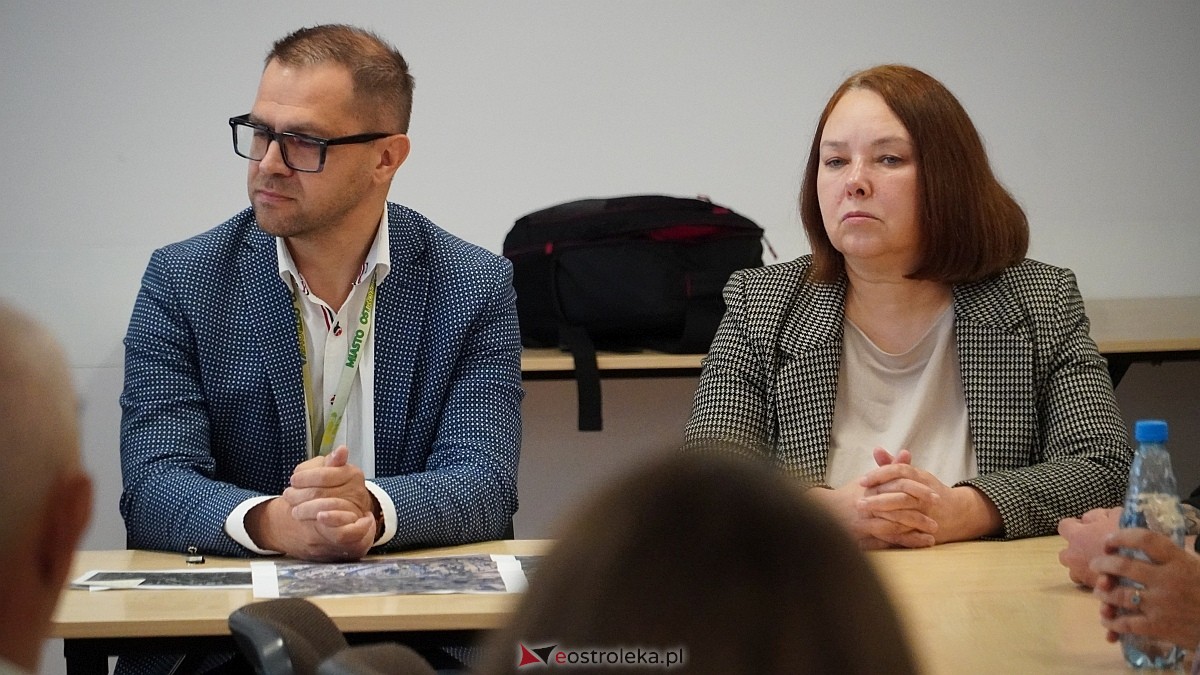Kolejna runda negocjacji ws. budowy bloku komunalnego na osiedlu Wojciechowice [04.06.2025] - zdjęcie #20 - eOstroleka.pl