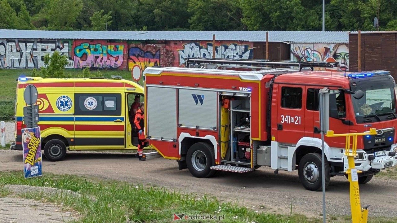 Wypadek na plaży miejskiej w Ostrołęce [04.06.2025] - zdjęcie #8 - eOstroleka.pl