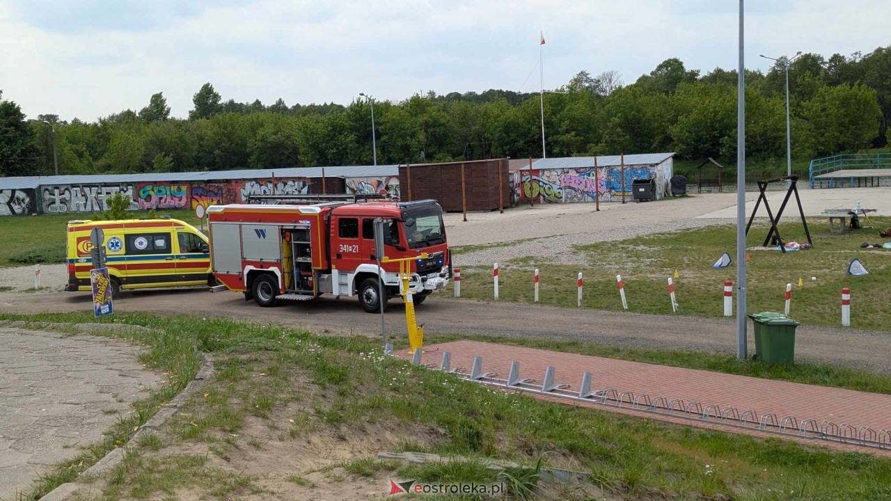 Wypadek na plaży miejskiej w Ostrołęce [04.06.2025] - zdjęcie #1 - eOstroleka.pl