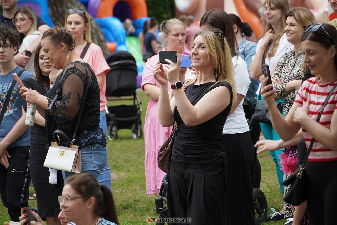 Rodzinny Dzień Dziecka w Przedszkolu Miejskim nr 5 [4.06.2025] - zdjęcie #28 - eOstroleka.pl