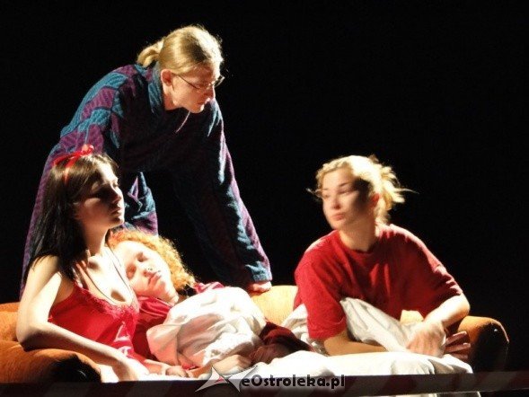 VII festiwal teatrów małych Igła 2011 rozpoczęty (30.IX.2011) - zdjęcie #10 - eOstroleka.pl