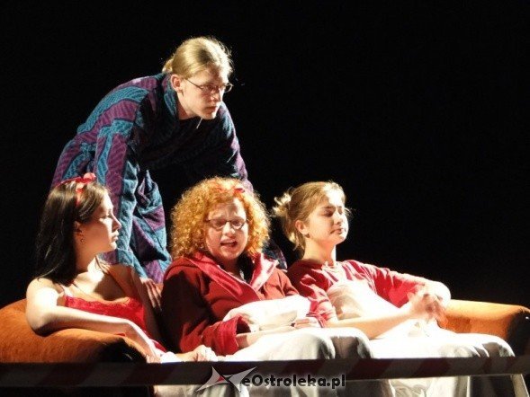 VII festiwal teatrów małych Igła 2011 rozpoczęty (30.IX.2011) - zdjęcie #7 - eOstroleka.pl