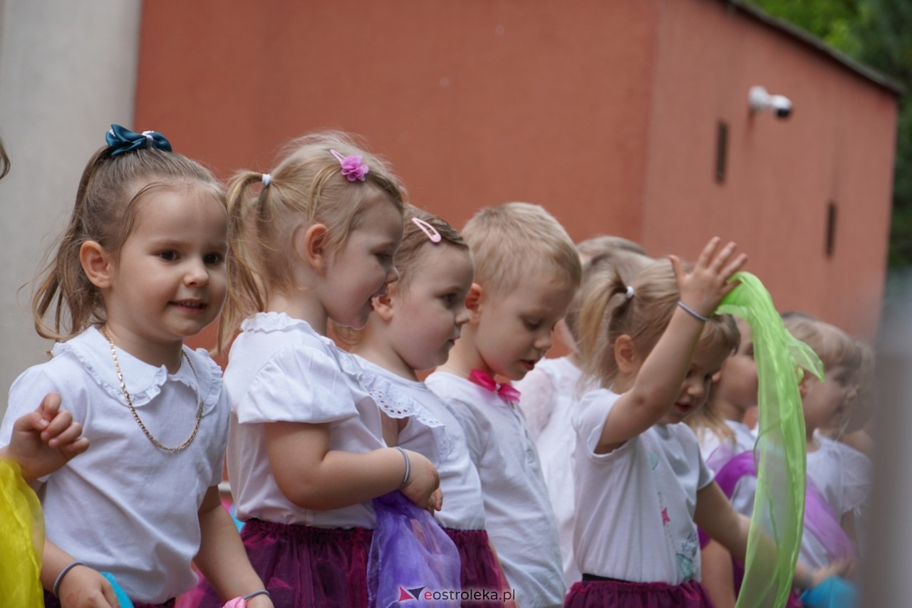 Rodzinny Dzień Dziecka w Przedszkolu Miejskim nr 13 [5.06.2025] - zdjęcie #70 - eOstroleka.pl