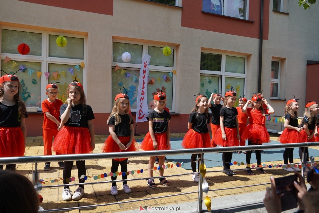 Rodzinny Dzień Dziecka w Przedszkolu Miejskim nr 13 [5.06.2025] - zdjęcie #30 - eOstroleka.pl