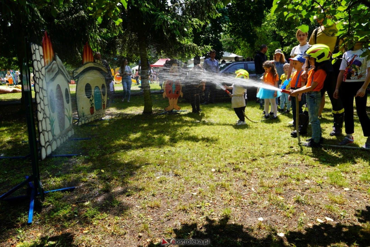 Rodzinny Dzień Dziecka w Przedszkolu Miejskim nr 13 [5.06.2025] - zdjęcie #21 - eOstroleka.pl
