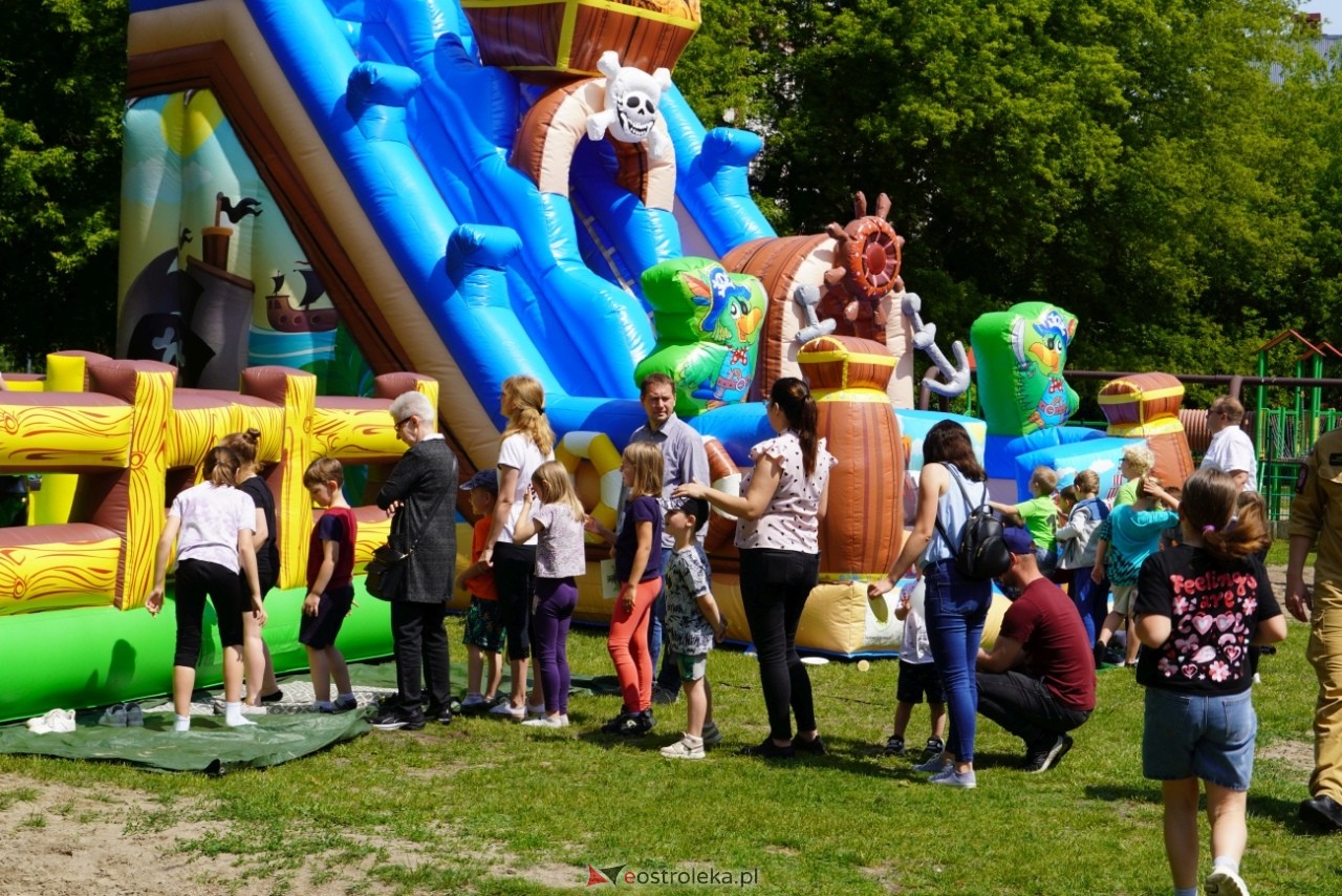 Rodzinny Dzień Dziecka w Przedszkolu Miejskim nr 13 [5.06.2025] - zdjęcie #15 - eOstroleka.pl