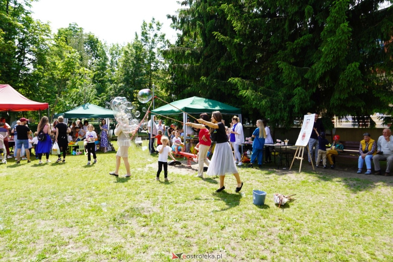 Rodzinny Dzień Dziecka w Przedszkolu Miejskim nr 13 [5.06.2025] - zdjęcie #14 - eOstroleka.pl