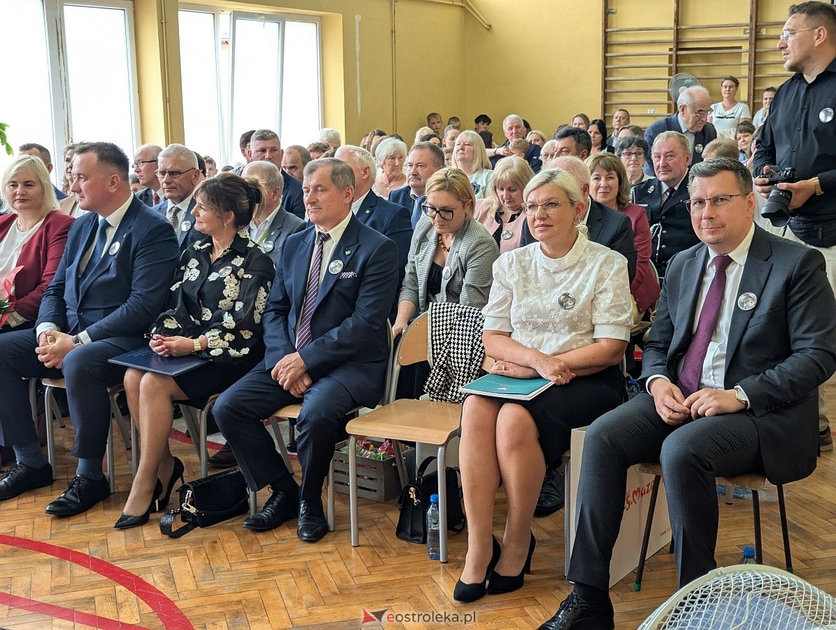 Jubileusz w Szkole Podstawowej w Zawadach [05.06.2025] - zdjęcie #25 - eOstroleka.pl