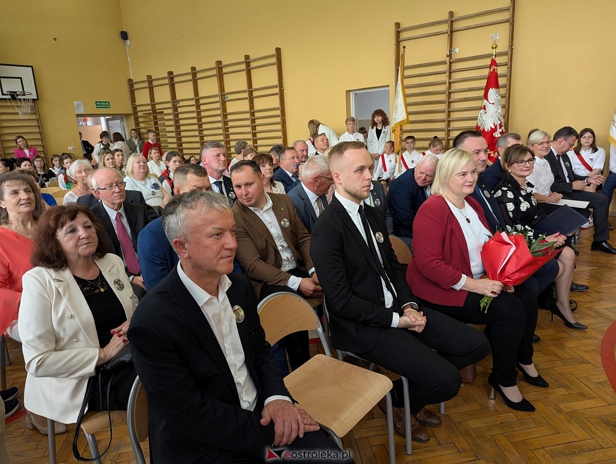 Jubileusz w Szkole Podstawowej w Zawadach [05.06.2025] - zdjęcie #9 - eOstroleka.pl