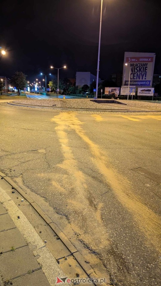 Wypadek na rondzie Solidarności w Ostrołęce [05.06.2025] - zdjęcie #8 - eOstroleka.pl