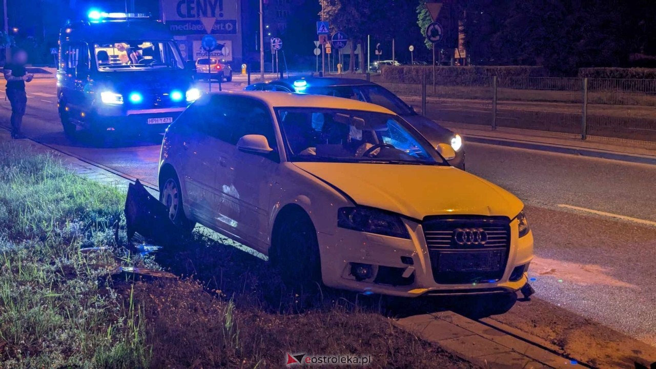 Wypadek na rondzie Solidarności w Ostrołęce [05.06.2025] - zdjęcie #2 - eOstroleka.pl