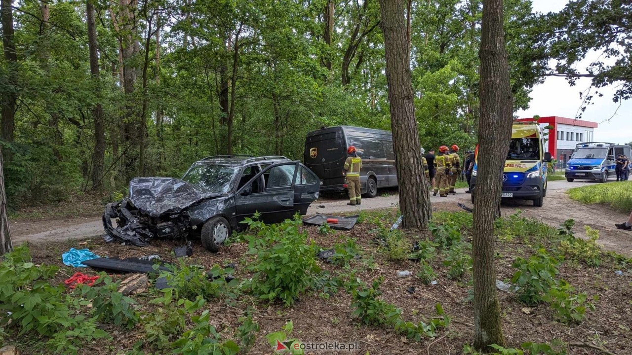 Wypadek na Sosnowej w Ławach [06.06.2025] - zdjęcie #20 - eOstroleka.pl
