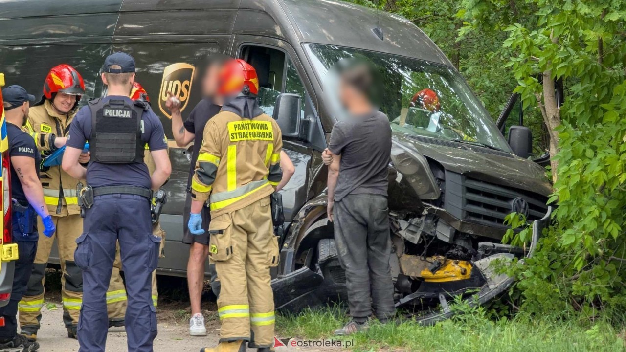 Wypadek na Sosnowej w Ławach [06.06.2025] - zdjęcie #7 - eOstroleka.pl