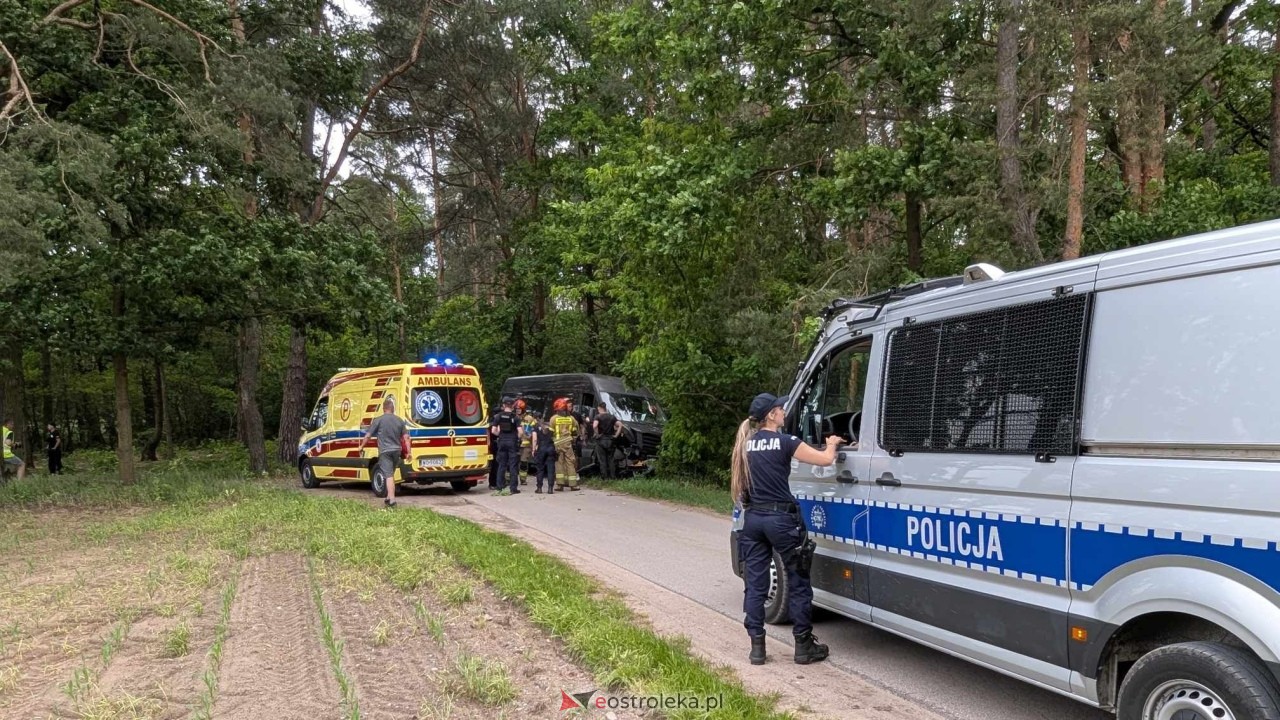 Wypadek na Sosnowej w Ławach [06.06.2025] - zdjęcie #6 - eOstroleka.pl