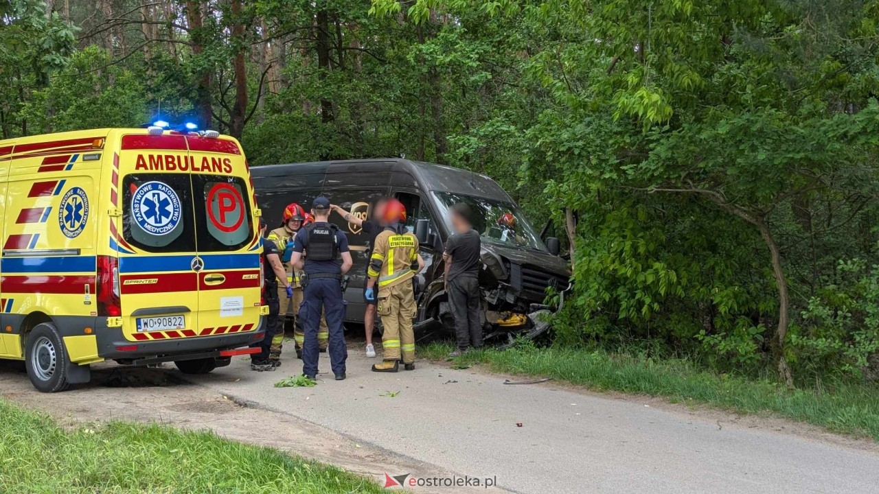Wypadek na Sosnowej w Ławach [06.06.2025] - zdjęcie #4 - eOstroleka.pl