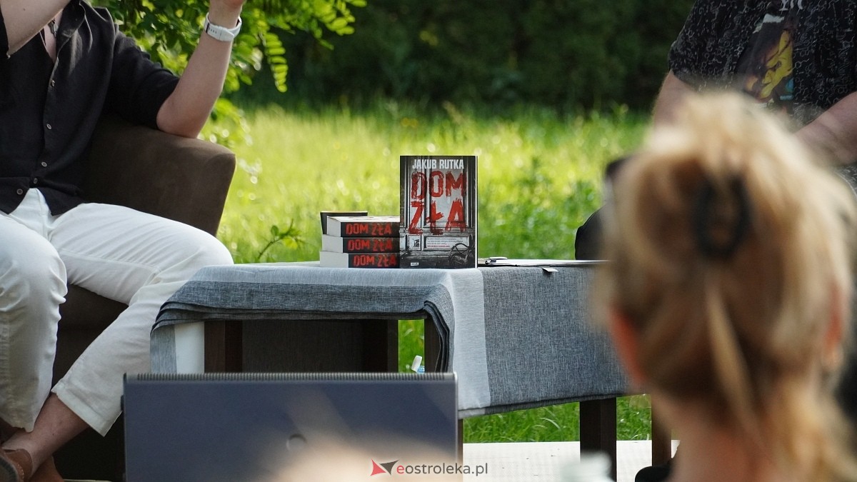 Spotkanie z Jakubem Rutką [06.06.2025] - zdjęcie #13 - eOstroleka.pl