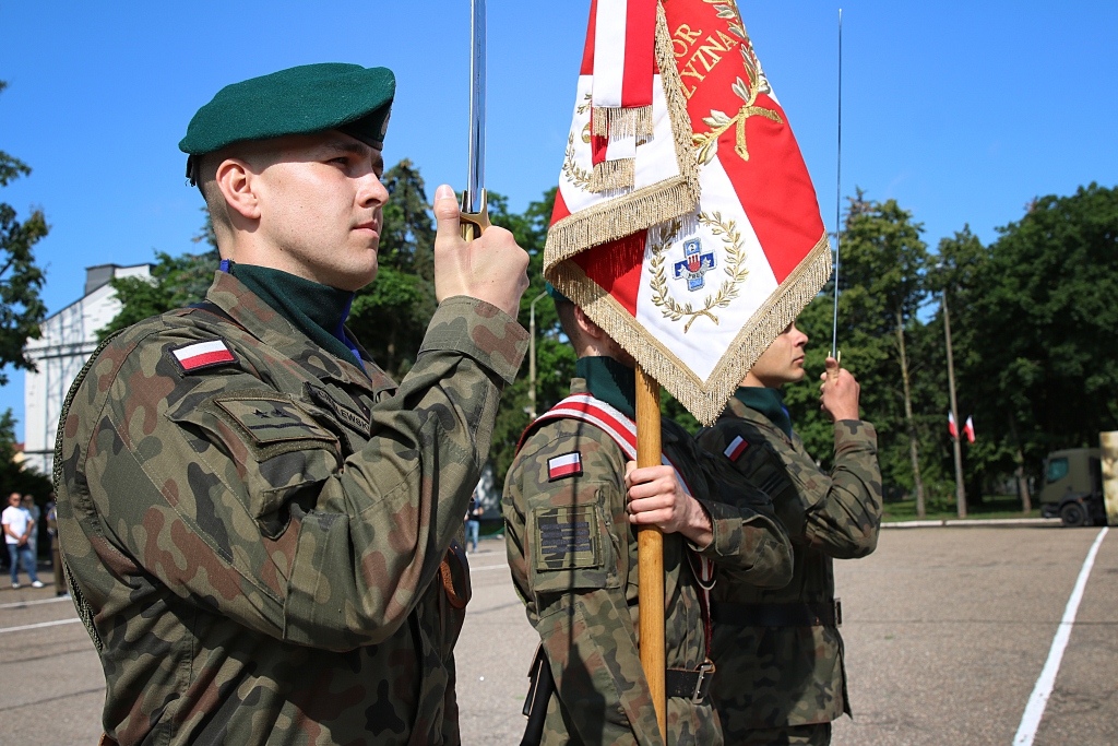 Przysięga wojskowa w Przasnyszu [7.06.2025] - zdjęcie #16 - eOstroleka.pl