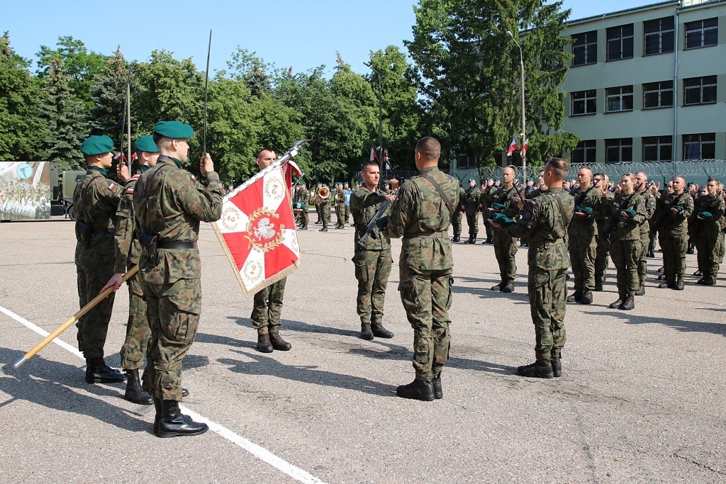 Przysięga wojskowa w Przasnyszu [7.06.2025] - zdjęcie #15 - eOstroleka.pl