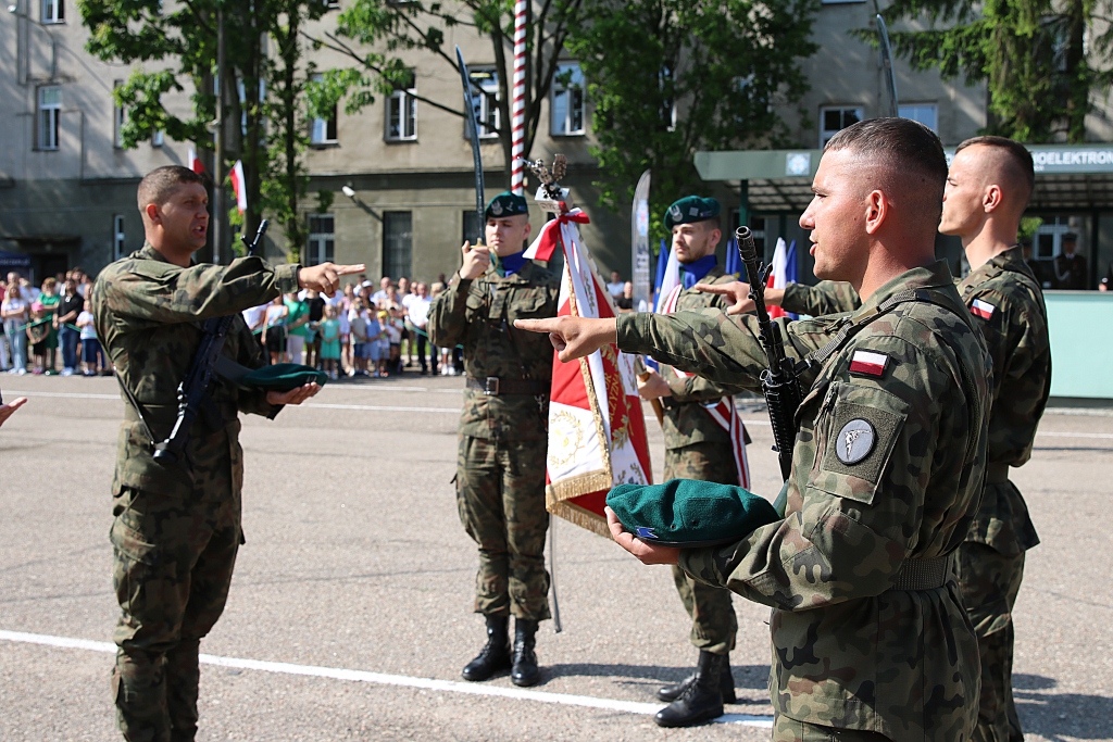 Przysięga wojskowa w Przasnyszu [7.06.2025] - zdjęcie #13 - eOstroleka.pl