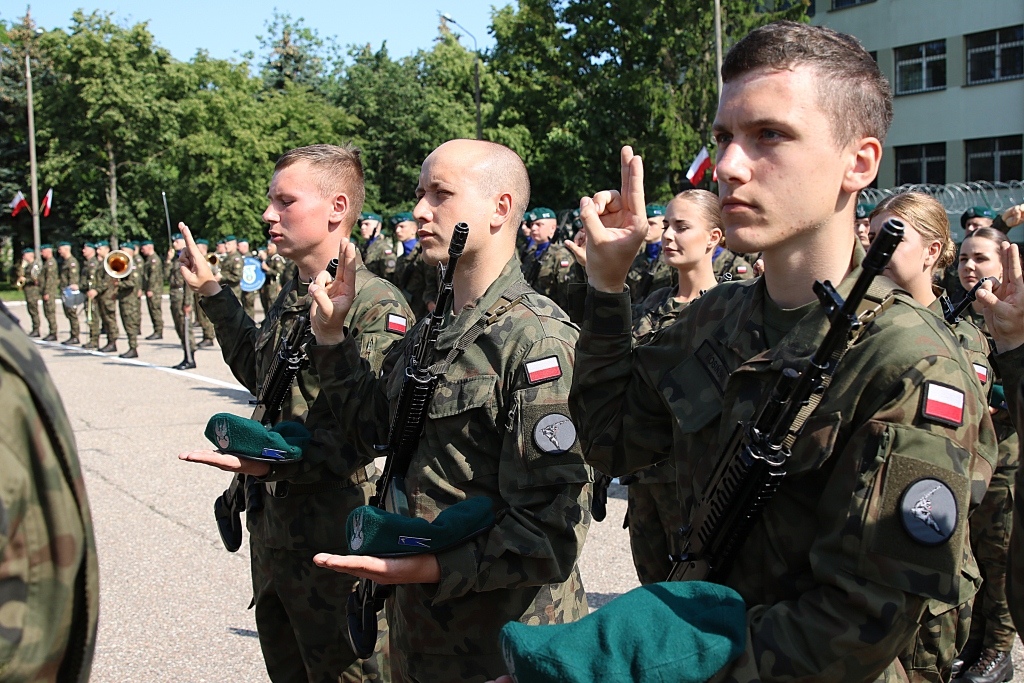 Przysięga wojskowa w Przasnyszu [7.06.2025] - zdjęcie #12 - eOstroleka.pl