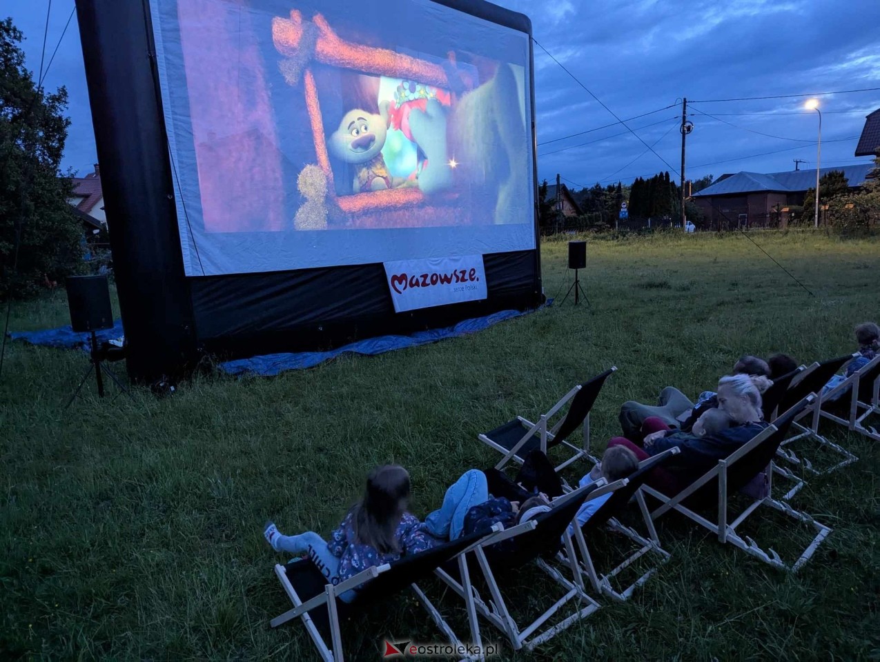 Letnie Kino Plenerowe na Osiedlu Łazek [7.06.2025] - zdjęcie #12 - eOstroleka.pl