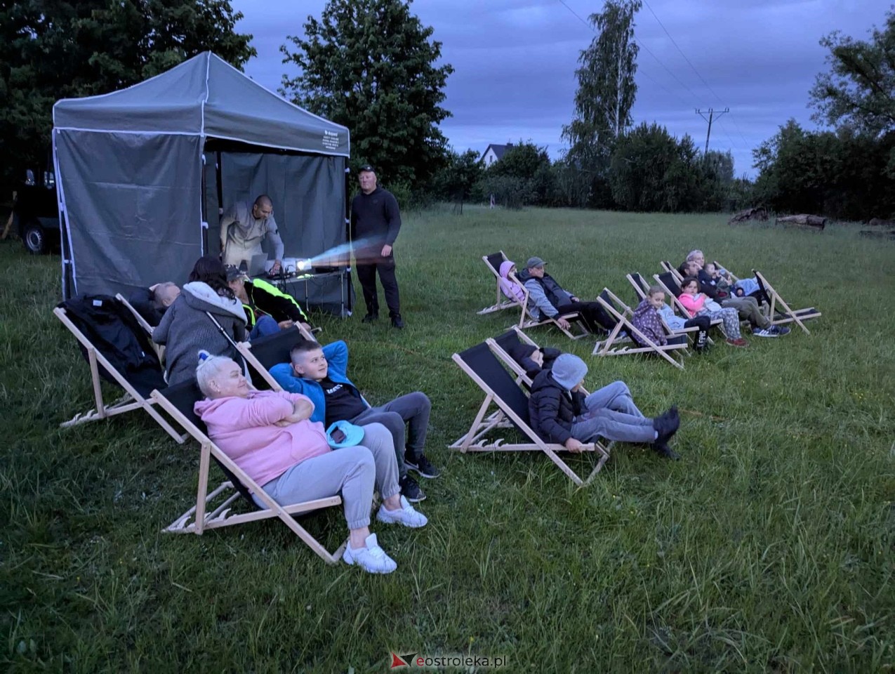 Letnie Kino Plenerowe na Osiedlu Łazek [7.06.2025] - zdjęcie #2 - eOstroleka.pl