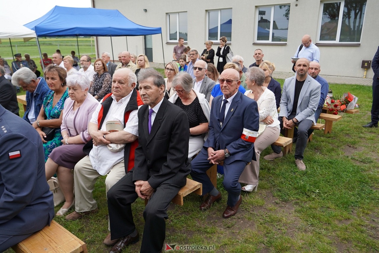 W hołdzie Sybirakom. Uroczystość poświęcona pamięci wywiezionych na Sybir mieszkańców gminy Rzekuń [8.06.2025] - zdjęcie #82 - eOstroleka.pl