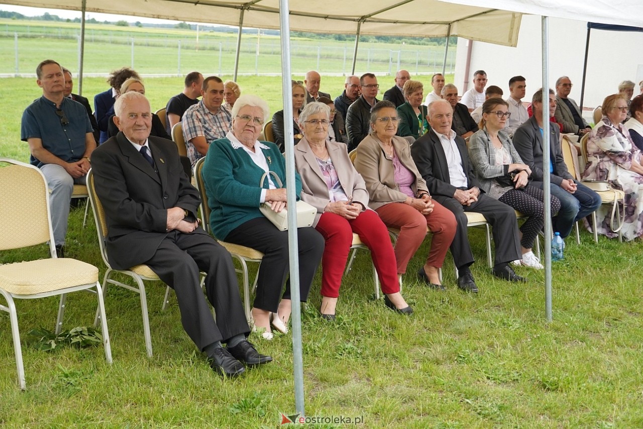 W hołdzie Sybirakom. Uroczystość poświęcona pamięci wywiezionych na Sybir mieszkańców gminy Rzekuń [8.06.2025] - zdjęcie #77 - eOstroleka.pl