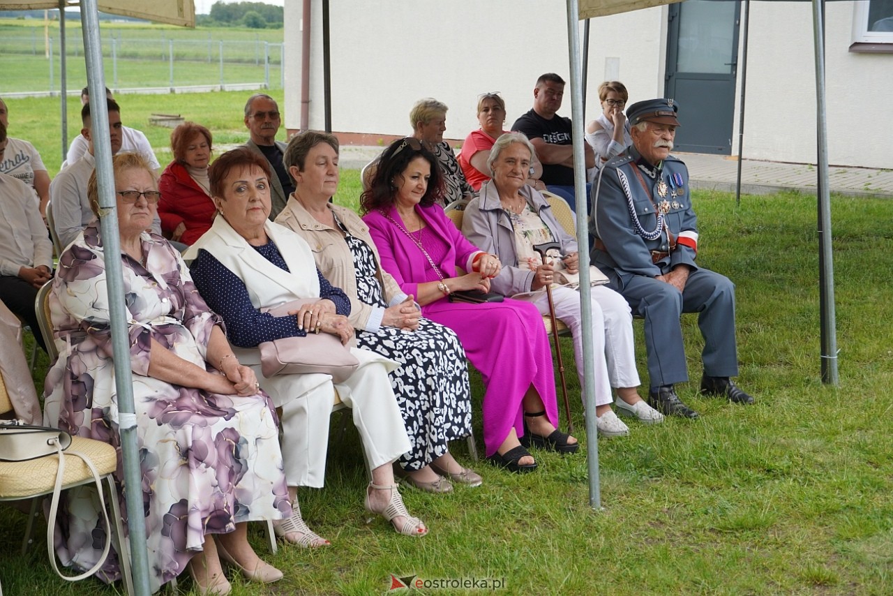 W hołdzie Sybirakom. Uroczystość poświęcona pamięci wywiezionych na Sybir mieszkańców gminy Rzekuń [8.06.2025] - zdjęcie #74 - eOstroleka.pl